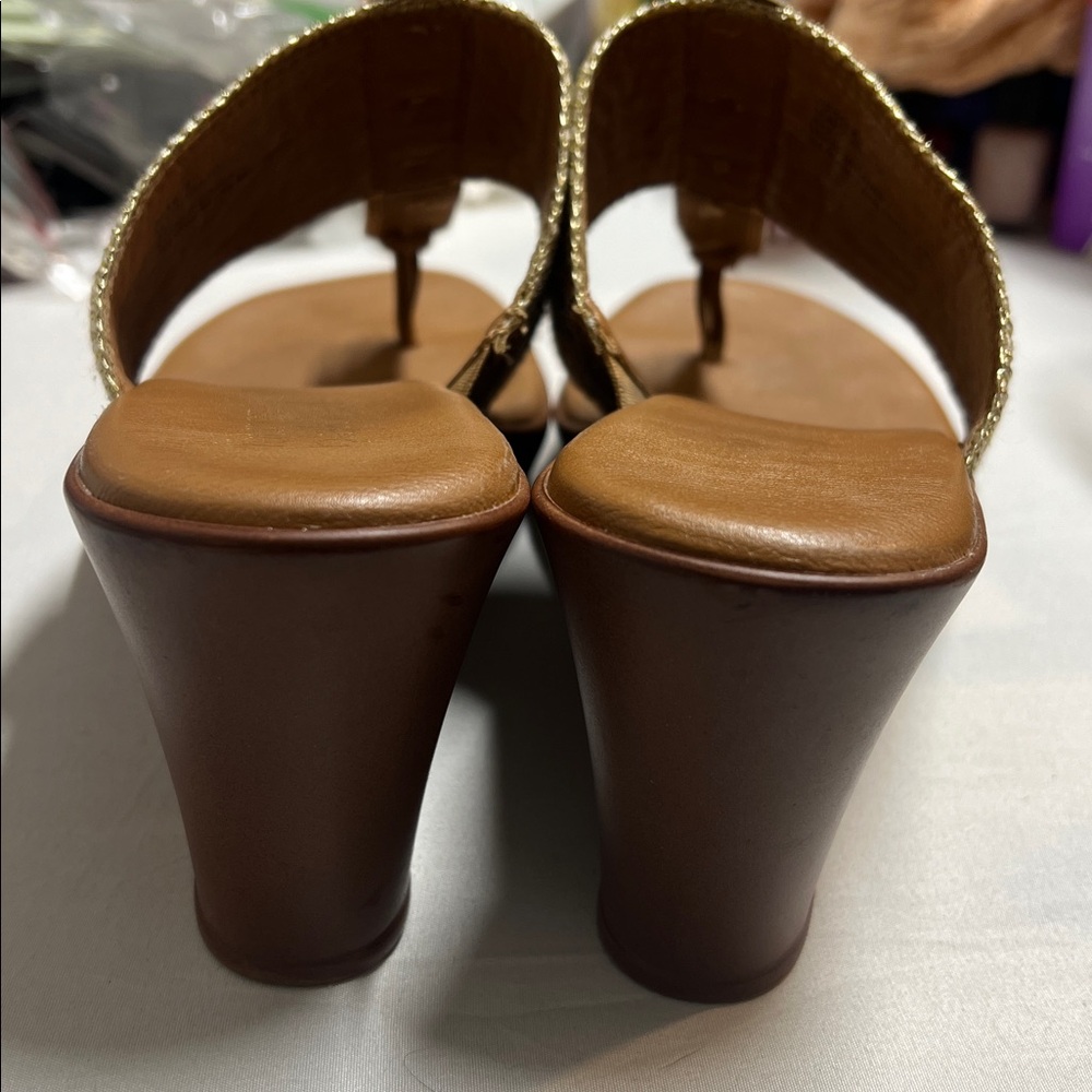 Chic Tan and Multicolor Woven Sandals - Picture 3 of 7
